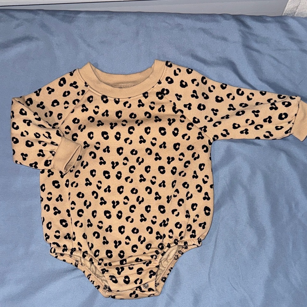 Old Navy Beige Leopard-Print Long-Sleeve Bodysuit